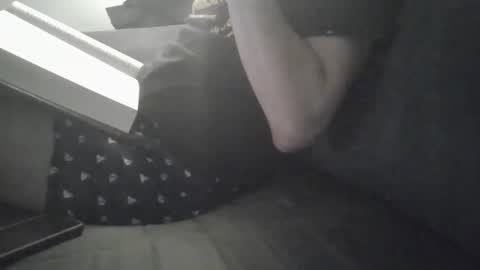 huguit026 online show from February 12, 1:55 am