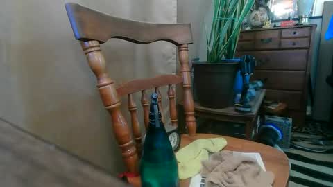 Snapshot of humandildo4u chatting on May 20, 12:17 am humandildo4u online show from May 20, 12:17 am