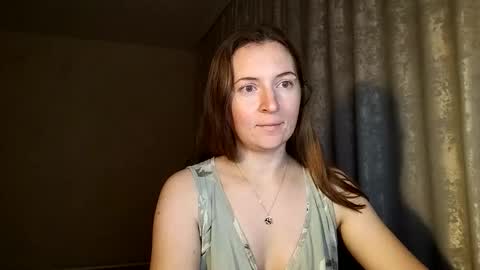 HumpyGrey online show from September 19, 4:51 pm