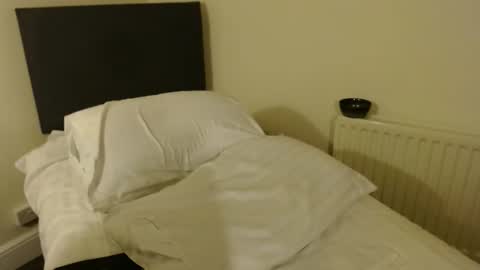 Snapshot of hung1mike chatting on October 11, 11:03 pm hung1mike online show from October 11, 11:03 pm