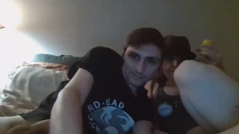 Snapshot of hungboi_couple chatting on December 17, 2:50 am hungboi_couple online show from December 17, 2:50 am