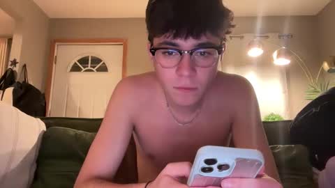 Snapshot of hungc0llegejock chatting on November 5, 3:39 am hungc0llegejock online show from November 5, 3:39 am