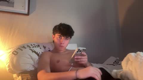 Snapshot of hungc0llegejock chatting on November 30, 9:30 pm hungc0llegejock online show from November 30, 9:30 pm