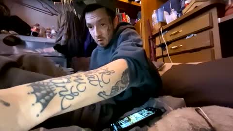 Snapshot of hungcocklg chatting on January 14, 5:35 am hungcocklg online show from January 14, 5:35 am