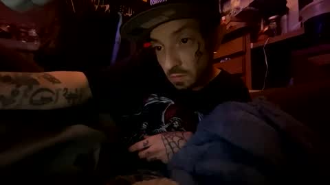 Snapshot of hungcocklg chatting on January 15, 6:51 am hungcocklg online show from January 15, 6:51 am