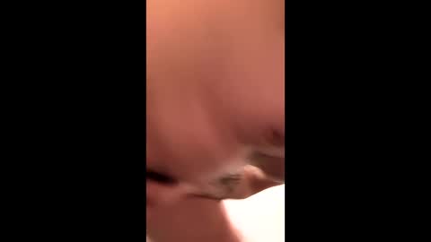 Snapshot of hungitalian40 chatting on February 20, 8:38 am hungitalian40 online show from February 20, 8:38 am