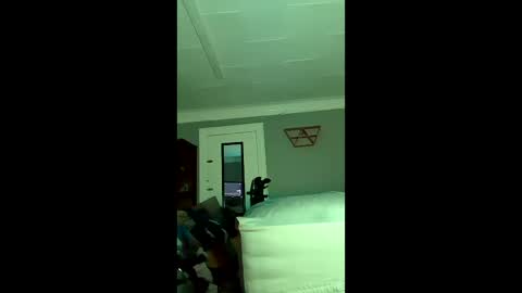 Snapshot of hungitalian40 chatting on February 26, 5:17 am hungitalian40 online show from February 26, 5:17 am