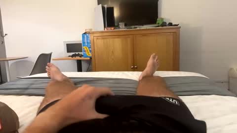 hunglefthard online show from April 14, 10:21 am