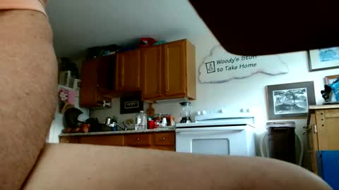 hunglikeahorse063790 online show from April 14, 10:16 pm