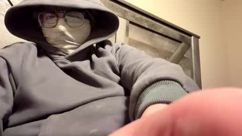 Snapshot of hungmonstercock2518 chatting on March 9, 7:23 am hungmonstercock2518 online show from March 9, 7:23 am