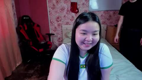 Nancy and Robert online show from December 20, 5:36 am