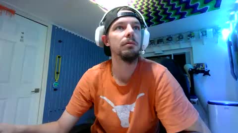 hungtxcock92 online show from March 15, 12:11 pm