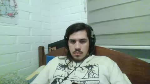 Snapshot of hungweeb chatting on January 11, 1:48 am Rod online show from January 11, 1:48 am