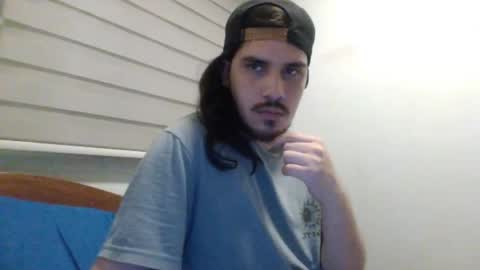 Snapshot of hungweeb chatting on January 16, 3:23 am Rod online show from January 16, 3:23 am