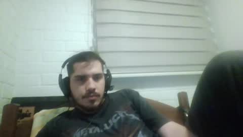 Snapshot of hungweeb chatting on February 5, 1:58 am Rod online show from February 5, 1:58 am