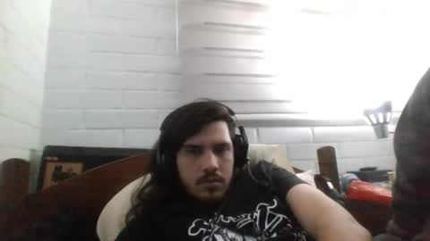 Snapshot of hungweeb chatting on March 8, 2:34 am Rod online show from March 8, 2:34 am