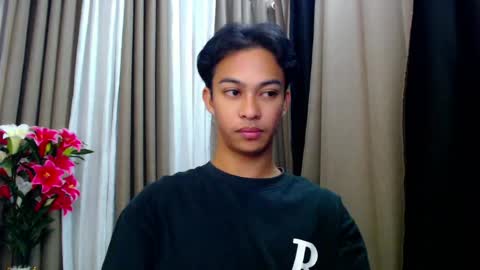 hunk_edward online show from July 20, 6:21 pm