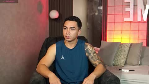 hunk_ryan online show from January 6, 12:31 pm