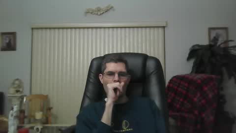 Snapshot of hunkmasclefad458 chatting on January 19, 6:42 am hunkmasclefad458 online show from January 19, 6:42 am