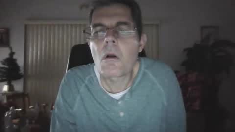 hunkmasclefad458 online show from December 15, 4:28 am