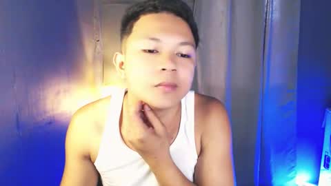hunkseaman online show from May 2, 7:35 am
