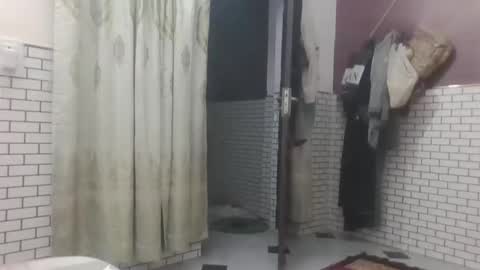 hunkster102 online show from March 25, 1:39 pm