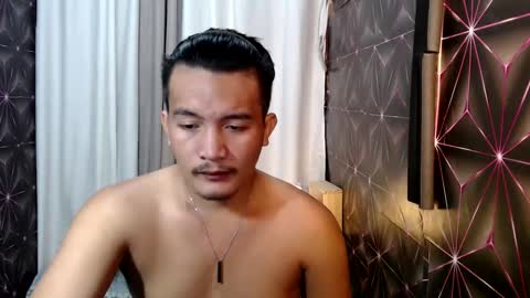 hunkylloyd online show from February 23, 4:24 pm