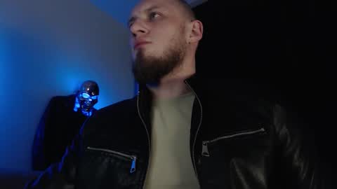  I AM NOT A DIRECTOR I AM THE BOSS            KINGDADDYSIRSTR8ALPHAMASTER online show from March 2, 5:20 pm