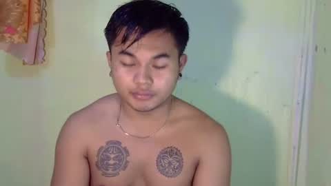 hunkyzeus online show from October 22, 10:15 am