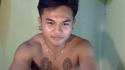 hunkyzeus online show from October 23, 4:28 pm