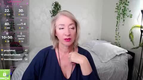 Irena online show from October 18, 2:25 am