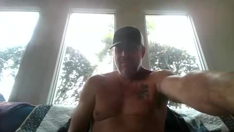 hunybager online show from April 28, 1:27 pm