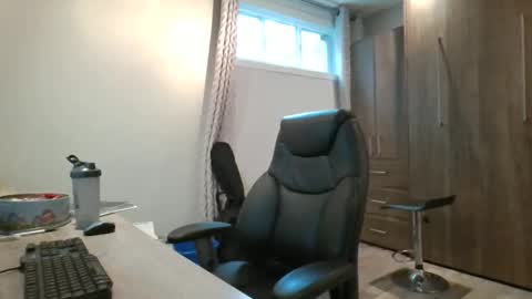 hurley7890 online show from November 4, 6:07 pm