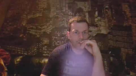 Snapshot of hurley7890 chatting on April 10, 1:22 am hurley7890 online show from April 10, 1:22 am