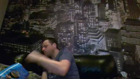Snapshot of hurley7890 chatting on April 26, 1:47 am hurley7890 online show from April 26, 1:47 am