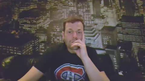 Snapshot of hurley7890 chatting on April 27, 12:52 am hurley7890 online show from April 27, 12:52 am