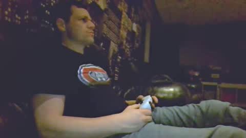 Snapshot of hurley7890 chatting on May 2, 3:11 am hurley7890 online show from May 2, 3:11 am