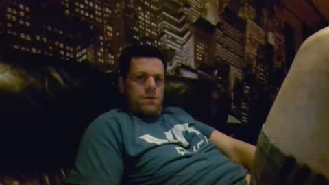 Snapshot of hurley7890 chatting on May 14, 2:07 am hurley7890 online show from May 14, 2:07 am