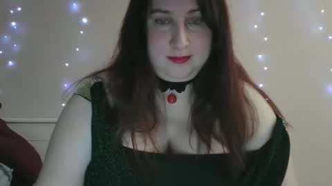 Snapshot of hushandhold chatting on May 9, 5:40 pm hushandhold online show from May 9, 5:40 pm