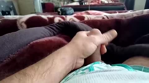 Snapshot of husky1511 chatting on November 23, 10:15 am husky1511 online show from November 23, 10:15 am