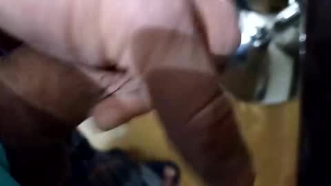 Snapshot of husky1511 chatting on November 30, 6:50 am husky1511 online show from November 30, 6:50 am