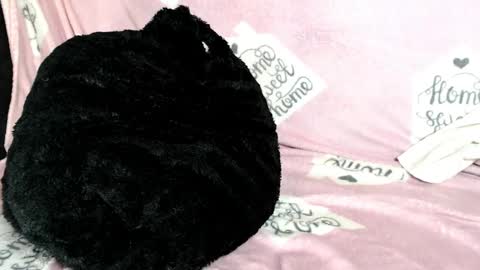 Kayla online show from December 3, 5:53 am