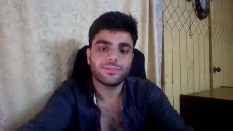 huzaifa654 online show from July 29, 4:05 pm