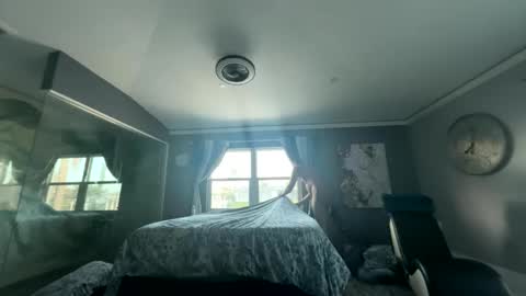 hvacstud4 online show from April 3, 12:03 pm