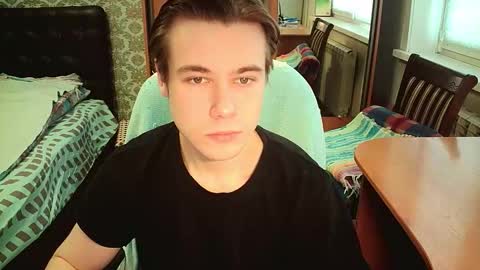 Tom online show from March 13, 2:07 am