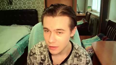 Tom online show from March 22, 2:15 am