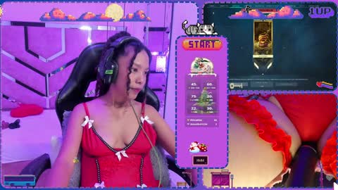 Snapshot of hyliebloom chatting on December 24, 4:30 pm Ashley online show from December 24, 4:30 pm