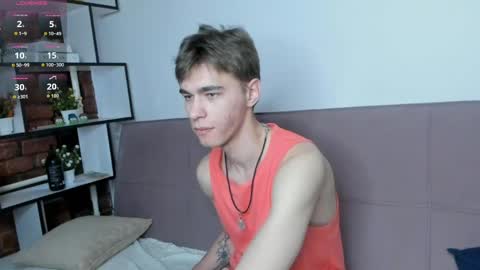 Snapshot of hyper_muse chatting on May 3, 1:28 pm hyper_muse online show from May 3, 1:28 pm