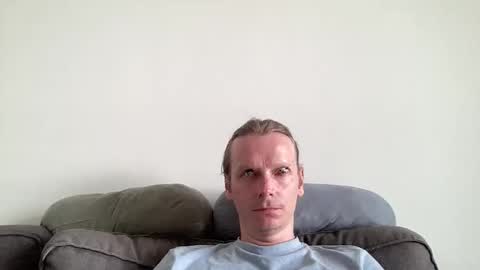 hypnotised85 online show from February 21, 9:21 am