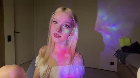 Anny online show from July 28, 8:12 pm